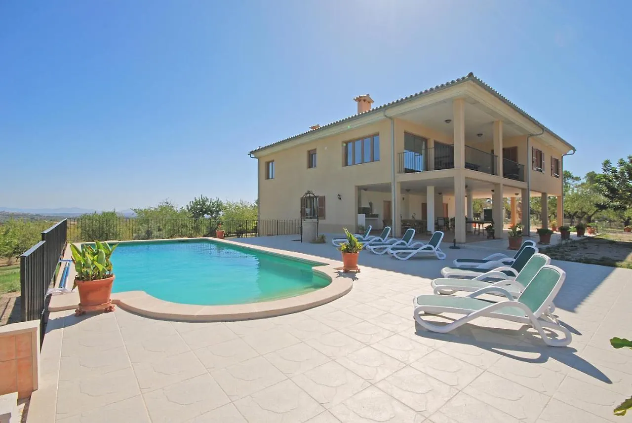 Villa Blanquerna Moscari